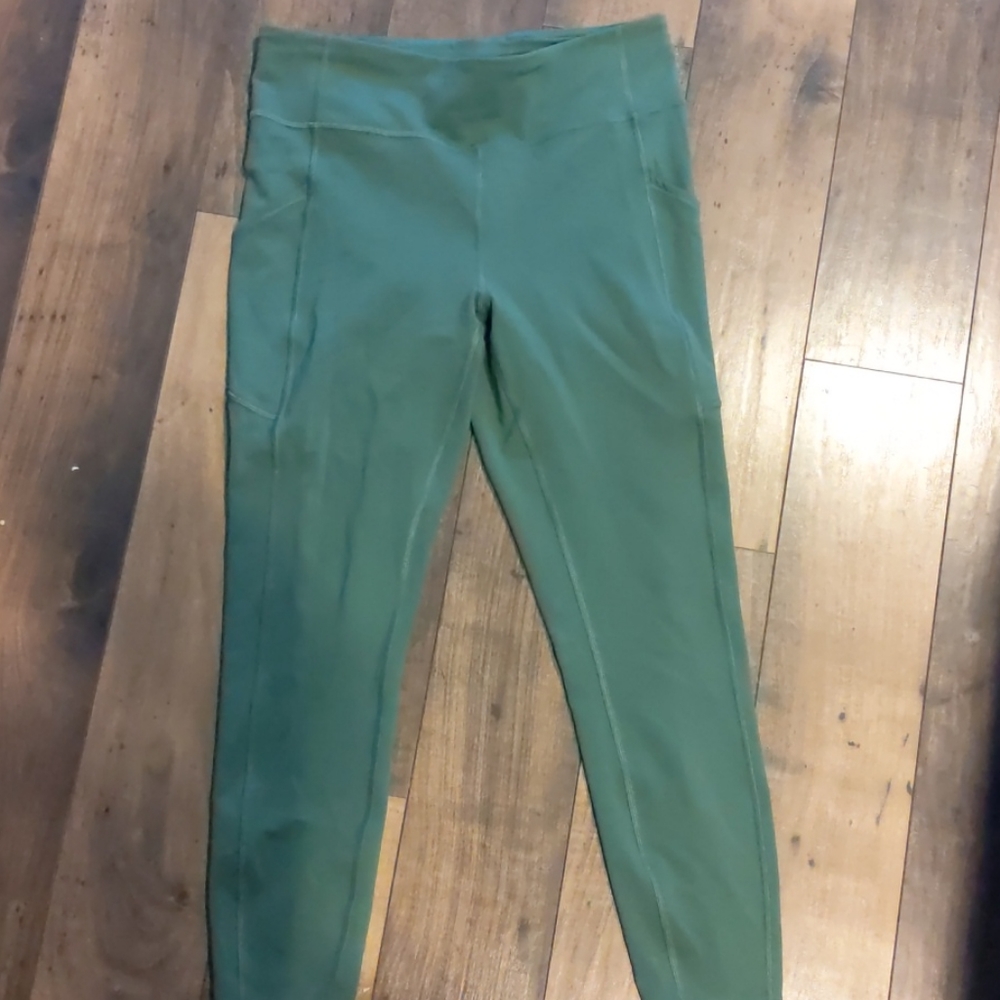 Lululemon invigorate tights 25" green size 10